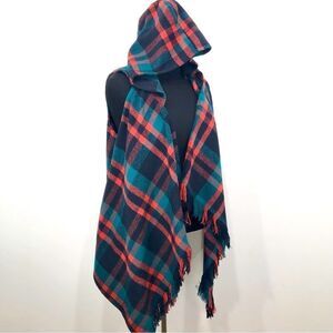Stevie Hender Black Green Red Wool Plaid Hooded Fringed Drape Blanket Vest